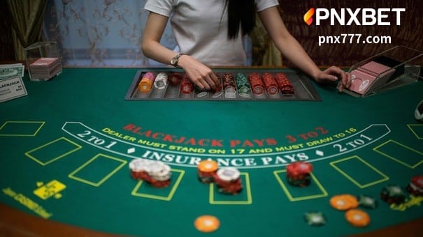 21, ang Ingles na pangalan ay BlackJack, ay isang uri ng laro na gumagamit ng poker bilang daluyan.